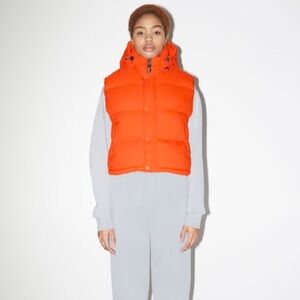 The Super Puff™ Shorty Vest in Orange